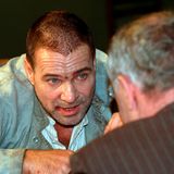 Die Rolle als Massenmörder Fritz Haarmann in dem Kammerspiel "Der Totmacher" geriet für Götz George zu einem der größten Triumphe seiner Karriere: 1995 erhielt er den beim Filmfestival von Venedig den Coppa Volpi als bester Hauptdarsteller, 1996 gab's erneut den Deutschen Filmpreis als Bester Darsteller.