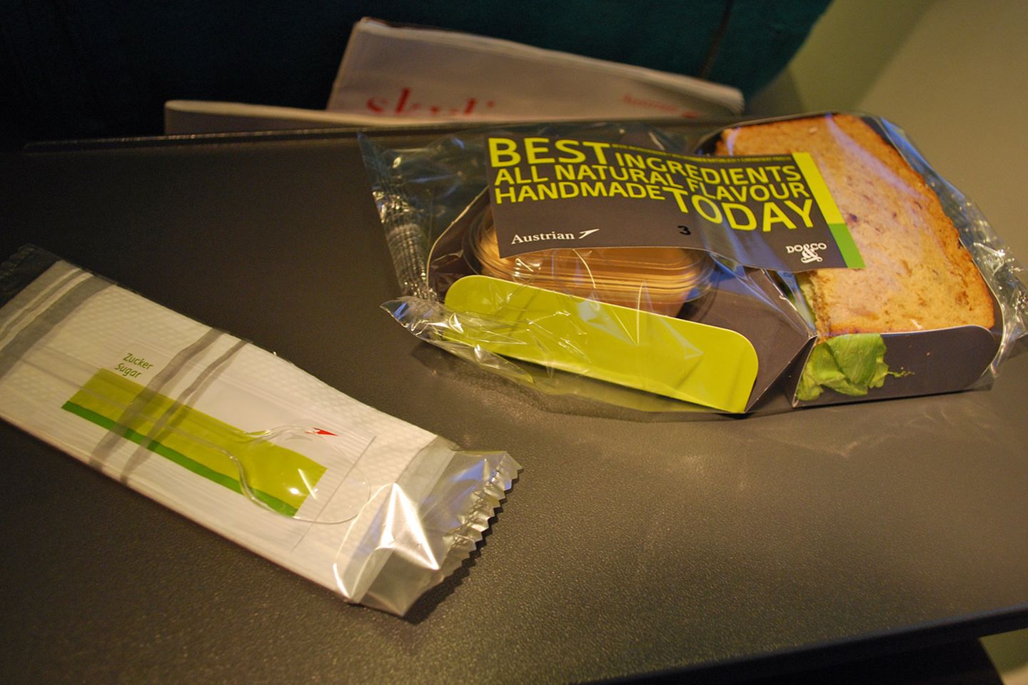 Austrian Airlines, Economy Class: Flug Wien - Hamburg