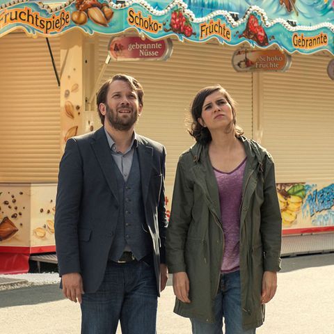 Lessing (Christian Ulmen) und Kira Dorn (Nora Tschirner) ermitteln auch auf einem Rummelplatz