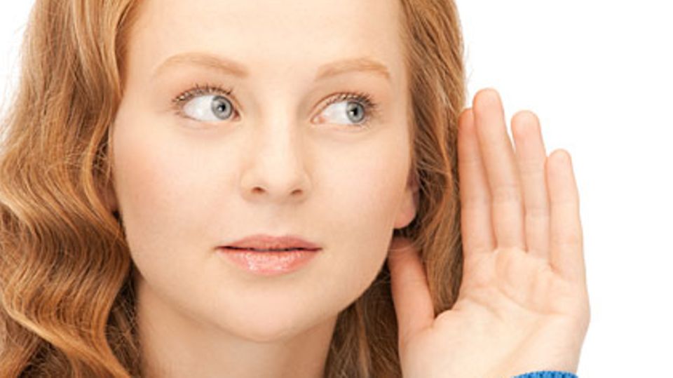 Tinnitus entsteht durch Lernprozesse im Gehirn. Die Fehlverarbeitung der Hörimpulse lässt sich oft korrigieren.