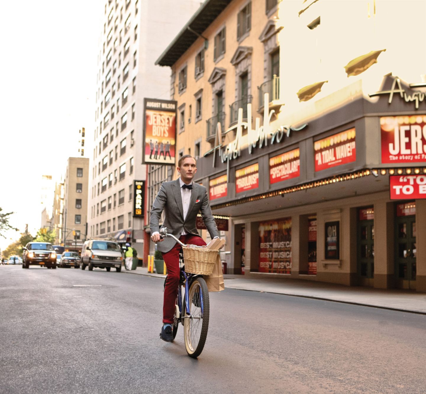 Dandy 911 nennt sich der Notfalllieferservice des New Yorkers Herrenausstatters "Fine and Dandy". Das Schwinnrad sieht alt aus, ist allerdings nagelneu.