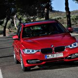 Die Preise des BMW 3er Touring stehen noch nicht fest, werden sich jedoch an denen des Vorgängers orientieren, der als 318i bei 30.700 Euro startete.
