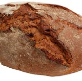 Ihr Kühlschrank wird Brot innerhalb kürzester Zeit austrocknen. Deshalb frisches Brot in einer Brotbox lagern, innerhalb von vier Tagen aufbrauchen und nur in Scheiben schneiden, wenn diese auch gegessen werden. Sie können das Brot auch einfrieren, aber dann darauf achten, dass es gut eingewickelt ist und beim Auftauen warten, bis es komplett frostfrei ist.