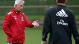 Für die 2. Liga reicht es, wenn Bert van Marwijk nur einmal am Tag trainiert    Es sei egal, wie oft man trainiere, sagte Bert van Marwijk vor dem Spiel gegen die TSG Hoffenheim. Wichtig sei die Qualität der Übungseinheiten. Für Arminia Bielefeld wird die wohl noch ausreichen.