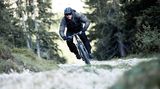 Für kalte Tage: Countdown Thermo Jacke und Hose von Gore Bike Wear.