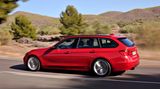 Die sparsamste Version ist zunächst der BMW 320d Touring, der 184 PS stark, eine Spitzengeschwindigkeit von 230 km/h erreicht und einen Normverbrauch von 4,6 Litern Diesel bietet.