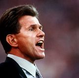 Über die Station Athletic Bilbao (92 bis 94) ging es zurück in die Bundesliga: Dort heuerte der "Feldherr" zu Beginn der Saison 94/95 an.