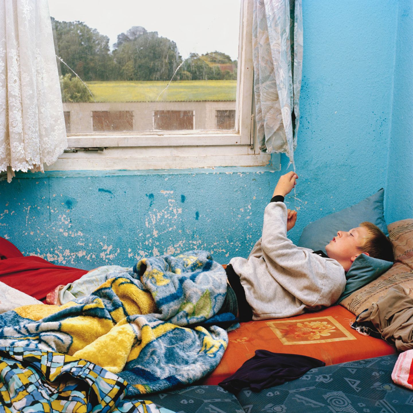 "Manhattan - Straße der Jugend" ist die Arbeit von Stephanie Steinkopf betitelt. Es handelt sich hierbei jedoch nicht um den berühmten New Yorker Stadtteil, sondern um eine Wohnsiedlung am Oderbruch in Brandenburg, die so genannt wird.