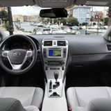 Der Avensis bietet ein aufgeräumtes und sachliches Cockpit