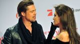 2010 gab es erstmals Trennungsgerüchte um Brad Pitt und Angelina Jolie. Das mittlerweile eingestellte Klatschblatt "News of the World" berichtete, das Paar stünde kurz vor dem Aus, das Vermögen werde aufgeteilt und die Kinder sollten bei der Mutter bleiben. Zahlreiche, auch renommierte Medien, griffen die Spekulationen auf. Pitt und Jolie verklagten die britische Zeitung wegen Verletzung ihrer Persönlichkeitsrechte. Das Paar bekam Recht und erhielt eine Entschädigungszahlung in unbekannter Höhe. Das Geld floss in die "Maddox Jolie-Pitt Foundation".