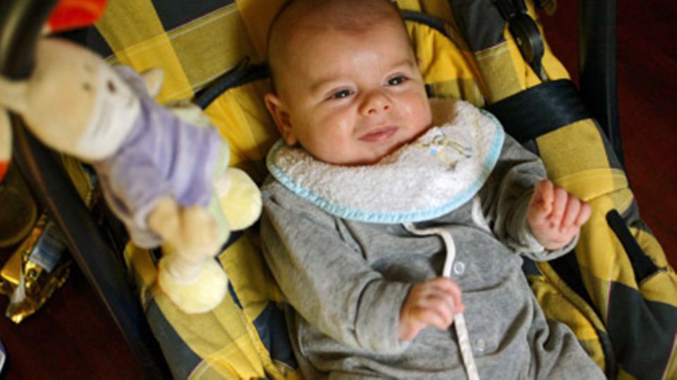 Kindersitze mit insgesamt "gutem" Qualitätsurteil gibt es verhältnismäßig günstig schon ab ca. 140 Euro