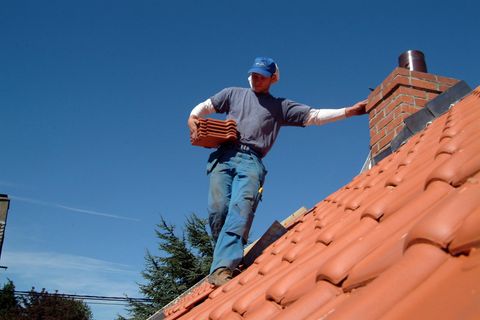 Beim Hausbau kann man in vielerlei Hinsicht schmerzhaft auf die Nase fallen