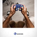 Buntes Etwas: Mit dem Gamecube versuchte Nintendo ganz klar sich von der dunklen, ernsteren Konkurrenz von Sony abzuheben - auch beim Controller.