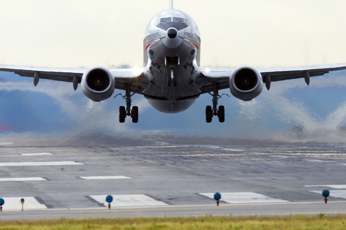 Glück im Unglück: Weil eine Boeing 737 vor dem Start defekt war, reparierte ein Passagier kurzerhand die Maschine.