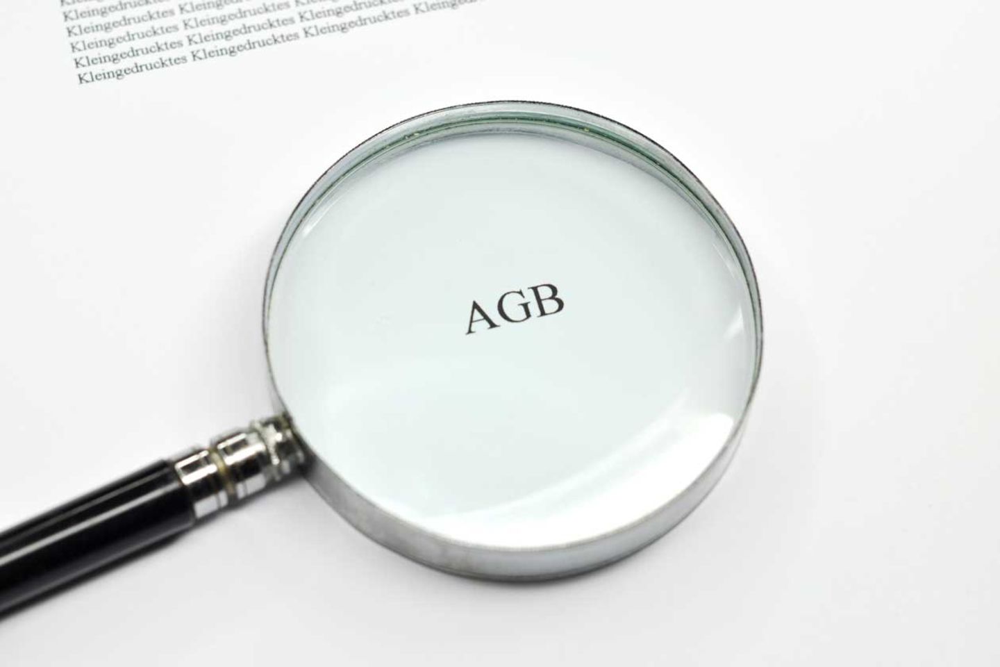 In den AGB verbergen sich häufig Stolpersteine, manchmal aber auch kuriose Passagen.