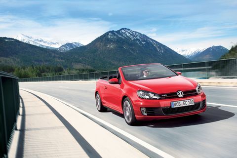 Vollwertiges Cabrio zu einem vernünftigen Preis: Bei einem Autovermieter ist das Golf Cabrio häufig das beste Angebot
