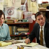 Früher räumte "Mad Men" bei den Emmys regelmäßig im großen Stil ab. Doch im vergangenen Jahr ging die Serie trotz 17 Nominierungen leer aus. Ist die Ära dieser großartigen Serie um eine Werbeagentur in den 60er Jahren vorbei? Fakt ist, dass auch die sechste Staffel, die in diesem Frühjahr beim Kabelsender AMC ausgestrahlt wurde, nach wie vor auf gute Resonanz stößt. Die Nominierungen in den wichtigsten Kategorien "Outstanding Drama" sowie für die beste Hauptdarstellerin (Elisabeth Moss, Foto), bester Hauptdarsteller (Jon Hamm) und beste Nebendarstellerin (Christina Hendricks) sprechen für sich.