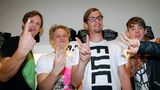 Zusammen mit Musikproduzent Sebastian Radlmeier, Schauspieler Matthias Schweighöfer und Designer Kilian Kerner (v.l.) gründete Joko 2009 das Modelabel "German Garment"