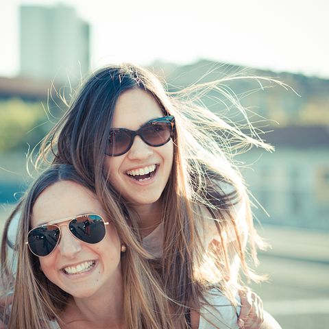 Zusammen lachen - ganz wichtig für eine Freundschaft