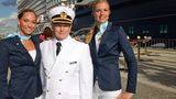 Das Kommando an Bord übernimmt der aus Finnland stammende Kjell Holm, der bereits als Kapitän auf "Mein Schiff 1" und "Mein Schiff 2" von Anfang an dabei war.