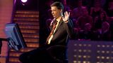 Es gibt nicht viele Formate bei RTL, die gleichermaßen Publikum wie Kritiker beglücken. Manche halten "Wer wird Millionär" sogar für Bildungsfernsehen und Moderator Günther Jauch für den besseren Bundeskanzler. In jedem Fall funktioniert die Quizshow auch im 14. Jahr ihres Bestehens noch akzeptabel. Wenngleich der Zuschauerschnitt 2012 mit 16,3 Prozent in der Zielgruppe nur noch knapp über dem Senderschnitt von 15,9 Prozent lag, so wird RTL die Show allein aus Imagegründen fortführen.  Fazit: Solange Günther Jauch dabei ist, hat "Wer wird Millionär" noch viele Jahre vor sich.