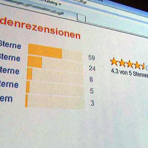 Haufenweise gute Bewertungen: das bewegt viele Kunden von Online-Shops zum Kauf.
