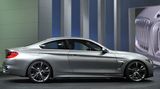 Auch der neue 4er BMW schummelt ein wenig, denn die "4" ist eigentlich unverdient, es handelt sich den Nachfolger von 3er Coupé und Cabrio. Technische Basis ist der 3er. Der 4er wird im kommenden Jahr seine Premiere feiern. Einen sehr realitätsnahen Ausblick gibt hierbei die Studie des BMW 4er Concept. Front- und Heckabschluss sind leicht überzeichnet sind. Die Fahrzeugbreite wächst um 44 Millimeter auf 1,82 Meter, die Dachlinie ist mit 1,36 Metern dagegen nur leicht flacher. Das Auto wirkt durch die betont flache Front deutlich breiter als der aktuelle BMW 3er.   Gegen den CLA tritt der 4er übrigens nicht an. Um als Konkurrent zu gelten, ist er schlicht zu teuer.