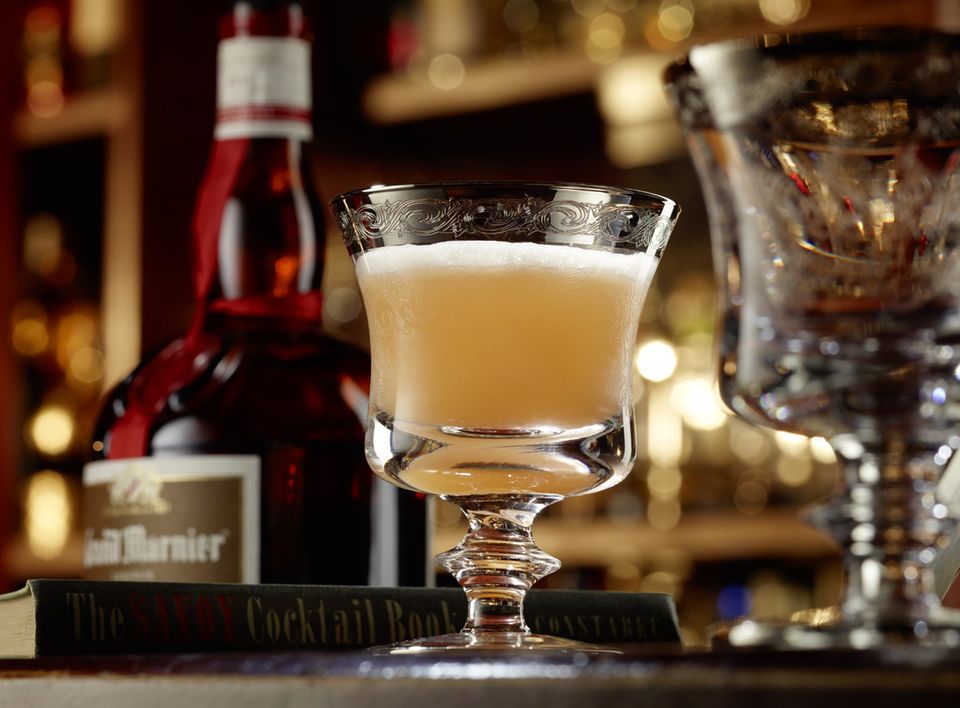 Interview mit Barkeeper: "Mit Gin wird einfach richtig Geld gemacht" Interview mit Barkeeper: "Mit Gin wird einfach richtig Geld gemacht"