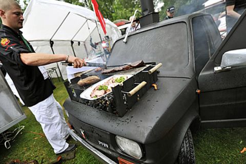 Smoker: Low and slow in großen Mengen