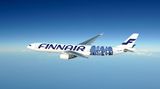 Ein anderer Finnair-Flieger im Marimekko-Design, der allerdings für Ärger sorgte: Im Sommer 2012 erhielt ein Airbus A330 einen blauen Wald auf dem hinteren Teil des Rumpfes. Doch das Muster "Metsänväki" - auf deutsch "Waldbewohner" - entpuppte sich nach kurzer Zeit als eine plumpe Fälschung. Schon Jahre zuvor hatte eine Ukrainerin das Muster entworfen, das es bereits seit 2007 als bedruckten Stoff zu kaufen gab. Finnair mussten zurückrudern und die blauen Bäume auf ihrem Airbus wieder weiß überspritzen