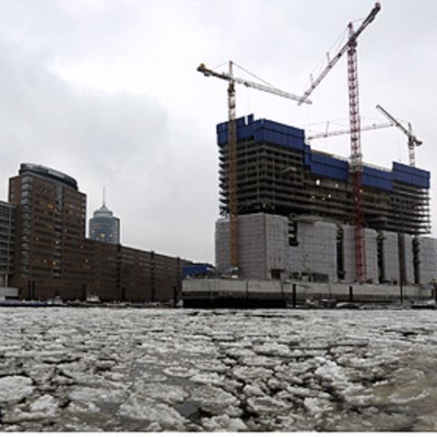 Der Bau der Elbphilharmonie am Hamburger Hafen wird die Hansestadt doppelt so viel kosten wie geplant