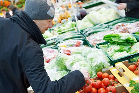 Zur Bio-Tomate greifen oder ist die günstige Industrievarianten ebenso gut? Die Angaben auf der Packung sind nicht immer eindeutig.
