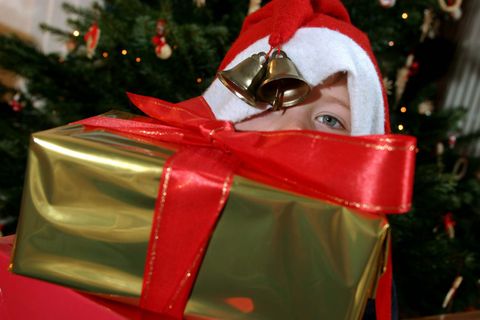 Manche Beschäftigte können sich vor Weihnachten über eine ordentliche Extrazahlung freuen