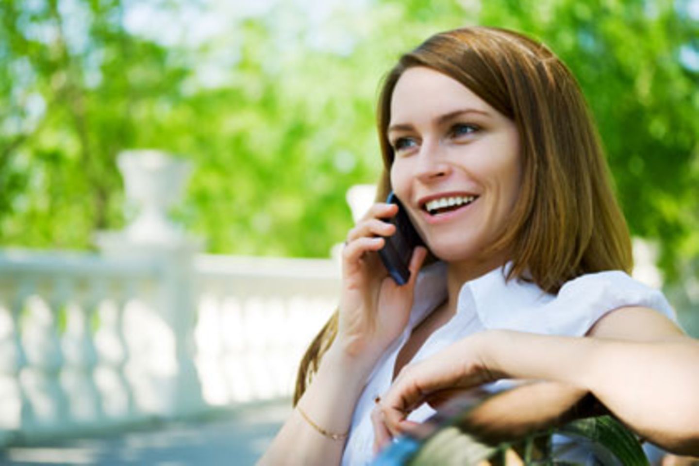 Surfen und Telefonieren im Ausland ist etwas billiger geworden.