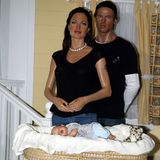 Zwei Monate nach ihrer Geburt war Shiloh auch im New Yorker Wachsfigurenkabinett von Madame Tussauds zu sehen. Es war das erste Mal überhaupt, dass von einem Baby ein wächsernes Ebenbild geschaffen wurde. Die kleine Shiloh schläft in einem Körbchen, überwacht von ihren prominenten (Wachs-)Eltern Angelina Jolie und Brad Pitt.