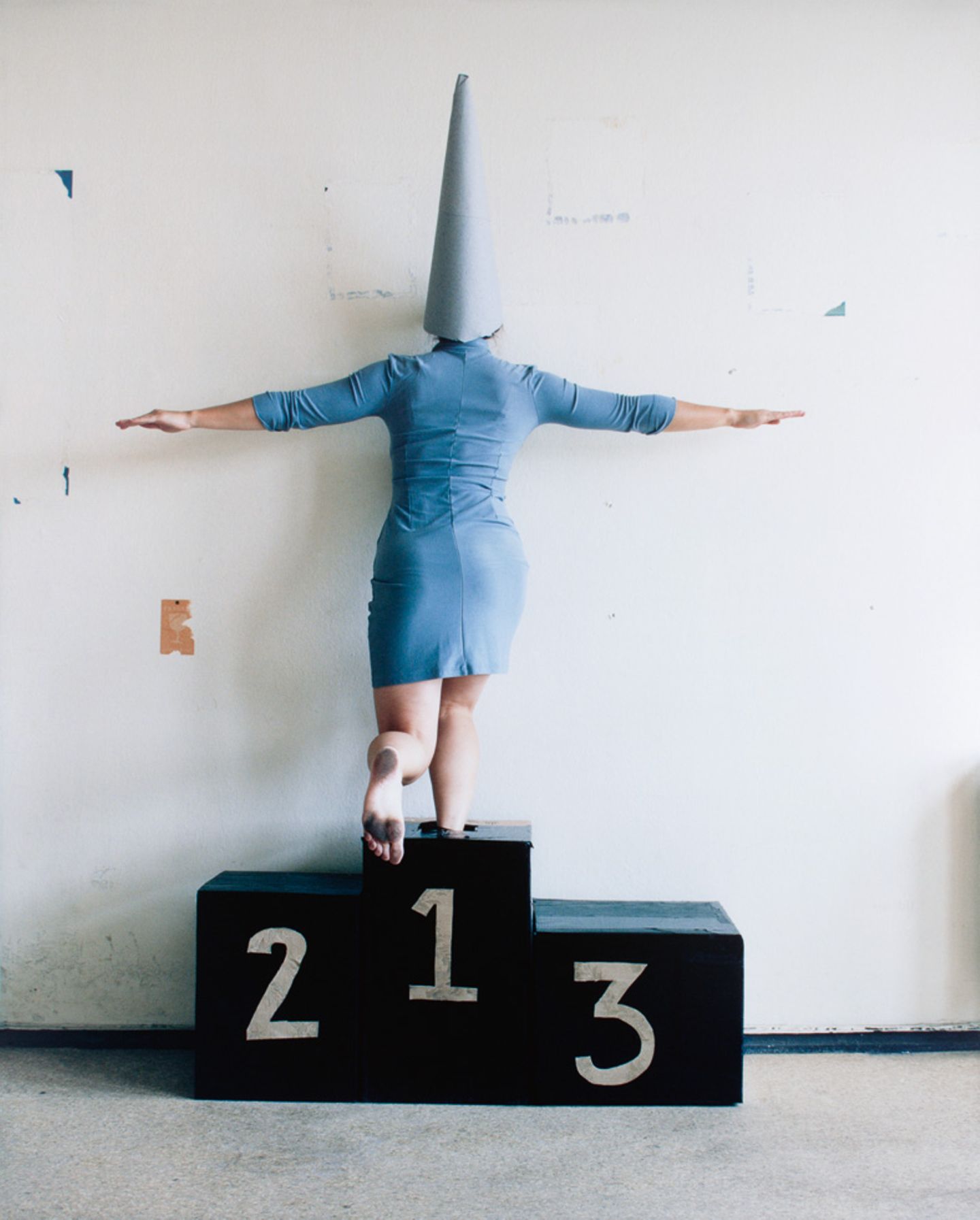 Die aus Schweden stammende Künstlerin Nadja Bournonville hat sich in "A Conversion Act" intensiv mit dem Phänomen der Hysterie beschäftigt.