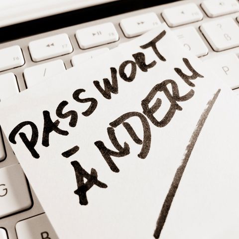 "123456" und "passwort" sind keine sicheren Kennwörter. Wir geben Tipps, wie Sie es besser machen können.