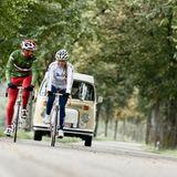 Maloja bietet Radkleidung an, die am wenigsten nach Tour de France aussieht. Die Stücke erinnern an Skatewear und Freeride-Bekleidung, wirken durch den verspielten Alpenschick nicht so martialisch. Die meisten Kunden sind weiblich.