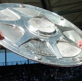 Die Meisterschaft wäre kein utopisches Saisonziel mehr    Vor 30 Jahren wurde der HSV letztmalig Deutscher Meister. Inzwischen ist das Team von den oberen Tabellenrängen weit entfernt. In der Zweiten Liga aber kann sich der Verein wieder berechtigte Hoffnung auf die Schale machen.