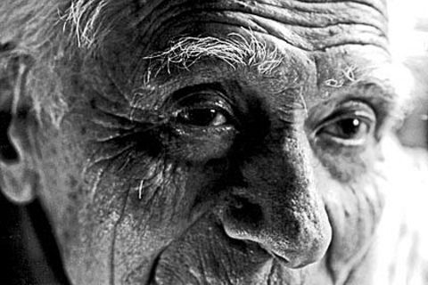 100 Jahre und noch fit: Bei extrem alten Menschen haben Wissenschaftler Genvariationen gefunden, die die Lebensspanne beeinflussen
