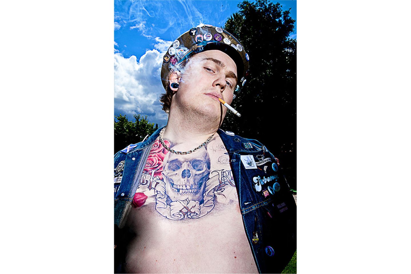 Echte Namen spielen bei der Turbojugend eine untergeordnete Rolle, hier zählen sogenannte Warrior Names, die auch auf den Kutten stehen. Odin Ädmiral Anus Wittenberg wurde mit diesem Foto zum Posterboy für die Ausstellung.