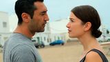 "Die Ballade von Cenk und Valerie", "Tatort"-Folge: 837, Jahr: 2012  "Darf ein Tatort-Kommissar so abtreten?" fragte die "Bild"-Zeitung. Und meinte: Darf er sterben? Gut, wirklich beliebt bei den Zuschauern war Mehmet Kurtuluş als verdeckter Ermittler Cenk Batu nie. Zu künstlerisch ambitioniert, zu experimentell, galt er vielen. Aber hatte er dafür gleich den Tod im Kugelhagel seiner Kollegen verdient? Auf jeden Fall war es ein ungewöhnlicher Schritt des NDR, seinen Ermittler ins Jenseits zu befördern - auf ausdrücklichen Wunsch von Kurtuluş übrigens, den es Richtung Hollywood trieb.