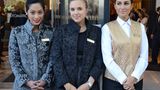 Kaum ein anderes Großstadthotel hat so viel Personal für so wenige Zimmer eingestellt. Die 250 Mitarbeiter des Shangri-La kommen aus 50 Nationen. Die Uniformen wurden eigens nur für das Londoner Haus entworfen.