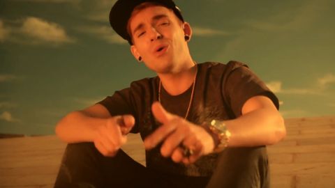 Blieb ebenfalls eine Randnotiz der deutschen Musikgeschichte: 2014 kündigte Küblböck an, für Deutschland beim ESC 2014 in Kopenhagen antreten zu wollen. Da er vom NDR abgelehnt wurde, versuchte er es unter neuem Namen - vergebens. 