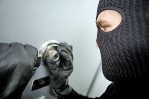 Eine Wette oder ein gewöhnliches Verbrechen? Die Angeklagten jedenfalls sind versierte Schlossknacker