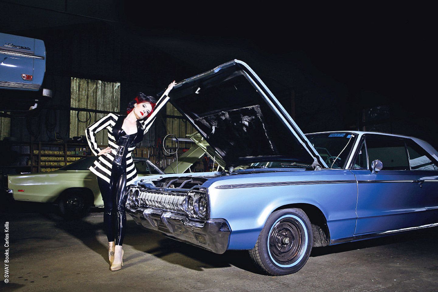 Autokalender "Girls & Legendary US-Cars": "Girls & Legendary US-Cars 2014" Carlos Kellá (Herausgeber, Fotograf), Darius Klapp (Street Magazine) 56 Seiten, SWAY Books "Girls & Legendary US-Cars 2014" Carlos Kellá (Herausgeber, Fotograf), Darius Klapp (Street Magazine) 56 Seiten, SWAY Books