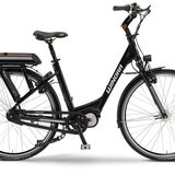 Testsieger: Klassik-Pedelec      Winora C3    Das Rad von Winora setzt auf die bewährte Bauform mit einem tiefen Einstieg und einer bequemen Sitzposition. Trotz des Ein-Rohr-Rahmens bleibt das Rad auch bei hohen Geschwindigkeiten stabil. Die Reichweite genügt aber nicht für lange Tagestouren. Als Antrieb ist der schlanke Mittelmotor von Tranxx verbaut.   Preis: 2399 Euro