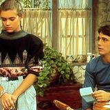 Acht Jahre spielte sie in der Serie "Wer ist hier der Boss?" die Tochter von Tony Danza alias Tony Micelli. Wer ist das Mädchen links auf dem Foto?