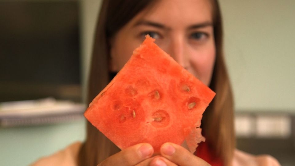 "Life Hacks": Melone essen wie ein Profi "Life Hacks": Melone essen wie ein Profi