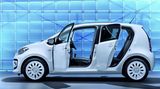 Für die meisten Kunden ist die Version mit fünf Türen die wichtigste Neuerung bei Volkswagens Kleinstem, aber VW hat noch mehr in petto.   Mehr als die Hälfte der Up-Käufer werden sich für die fünftürige Variante zu Preisen ab 10.325 Euro entscheiden, glaubt der Hersteller sicher. Das entspricht einem - üblichen - Aufpreis von 475 Euro.   Die äußeren Abmessungen sind mit denen des Dreitürers identisch, und auch die Motorisierungen von 60PS und 75 PS sowie die Ausstattungsvarianten entsprechen denen des ursprünglichen Up. Optisch ist der Neue vorn und von hinten nicht vom Dreitürer zu unterscheiden.   Neben dem obligatorischen Fünftürer hat VW noch Modelle in der Planung. Ein flotter GT soll für ein sportliches Image sorgen, das Cross-Modell wird eine schicke Optik für einen fairen Mehrpreis liefern. Eine ingeniöse Großtat ist der Eco Up, mehr sparen kann keiner.